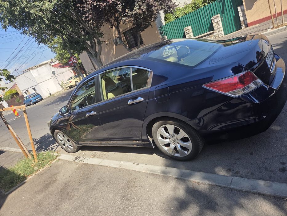 Honda Accord 2.4 i-VTEC Automata, Piele, GPL, Revizii la zi