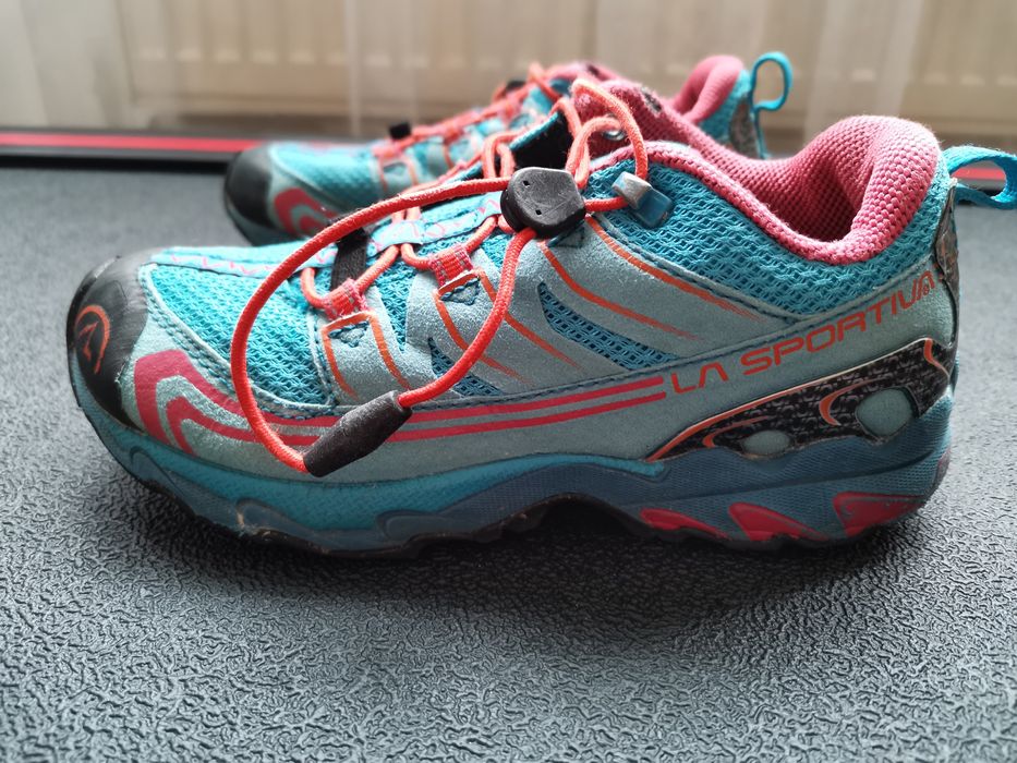 Papuci sport Lasportiva copii - marime 32