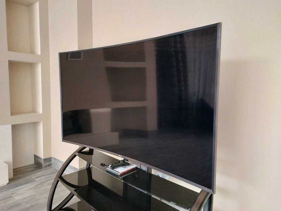Samsung 65 дюймов 4K UHD Curved Smart TV UE65JU7500U