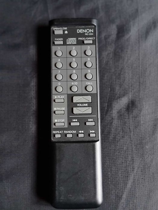 Telecomanda CD Player Denon RC-224 si Denon RC-158
