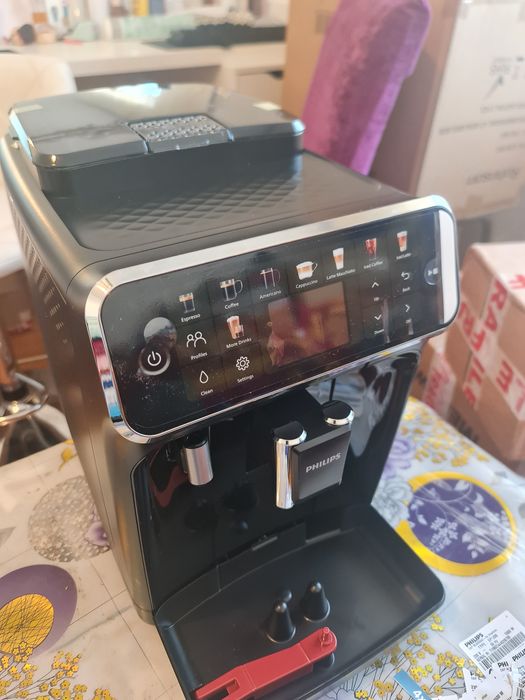 Philips seria 5500 Ep5541.50