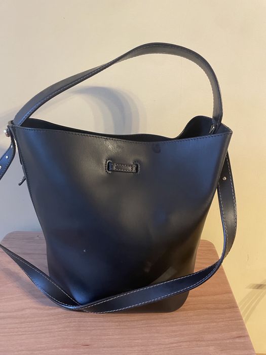 Черна чанта Furla като нова