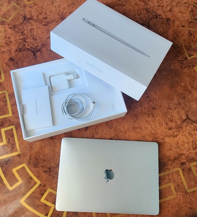 Macbook Air 13,3 Full