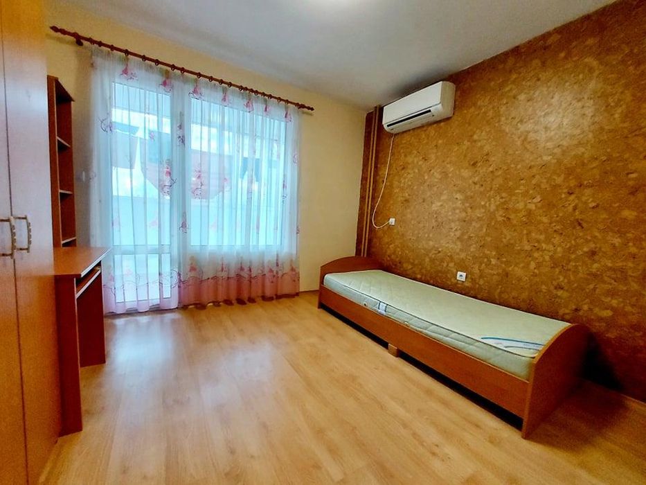 Тристаен, под наем, ж.к Братя Миладинови