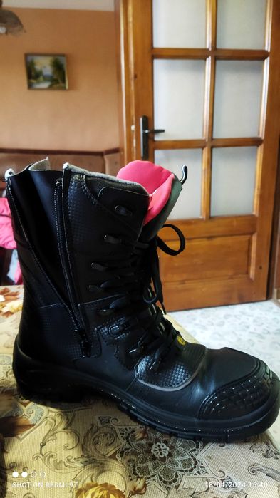 Нови,зимни сейфти обувки,номер 45