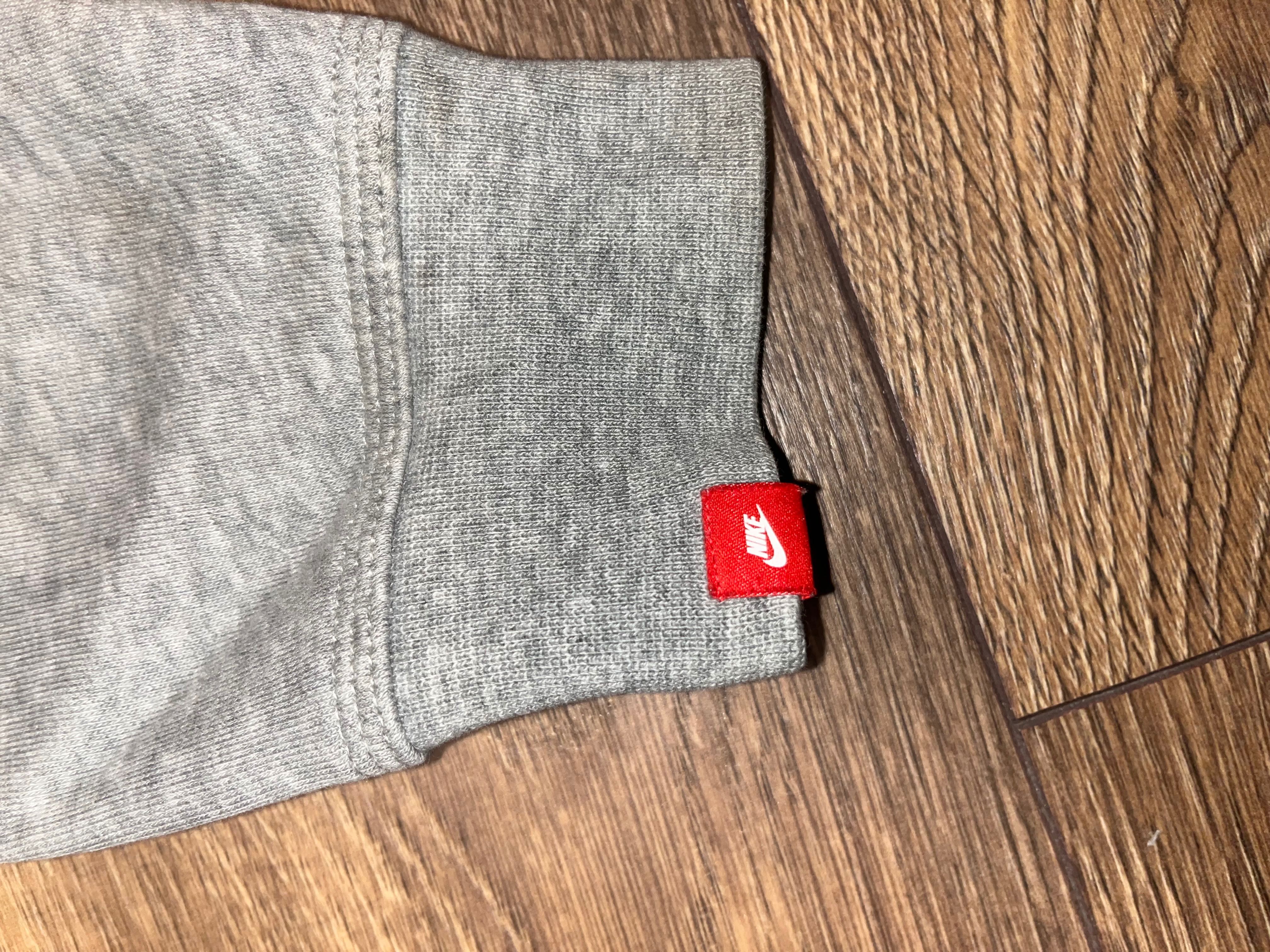 Найк zip up sweatshirt