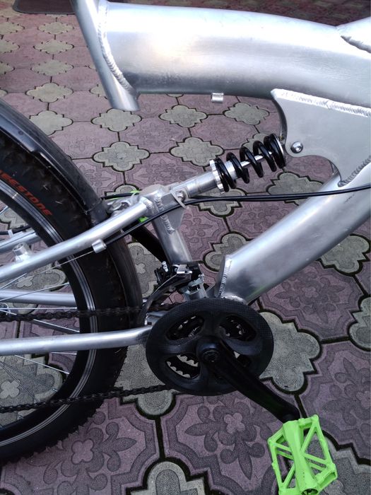 Bicicleta full-shock suspensie față spate inpecabila