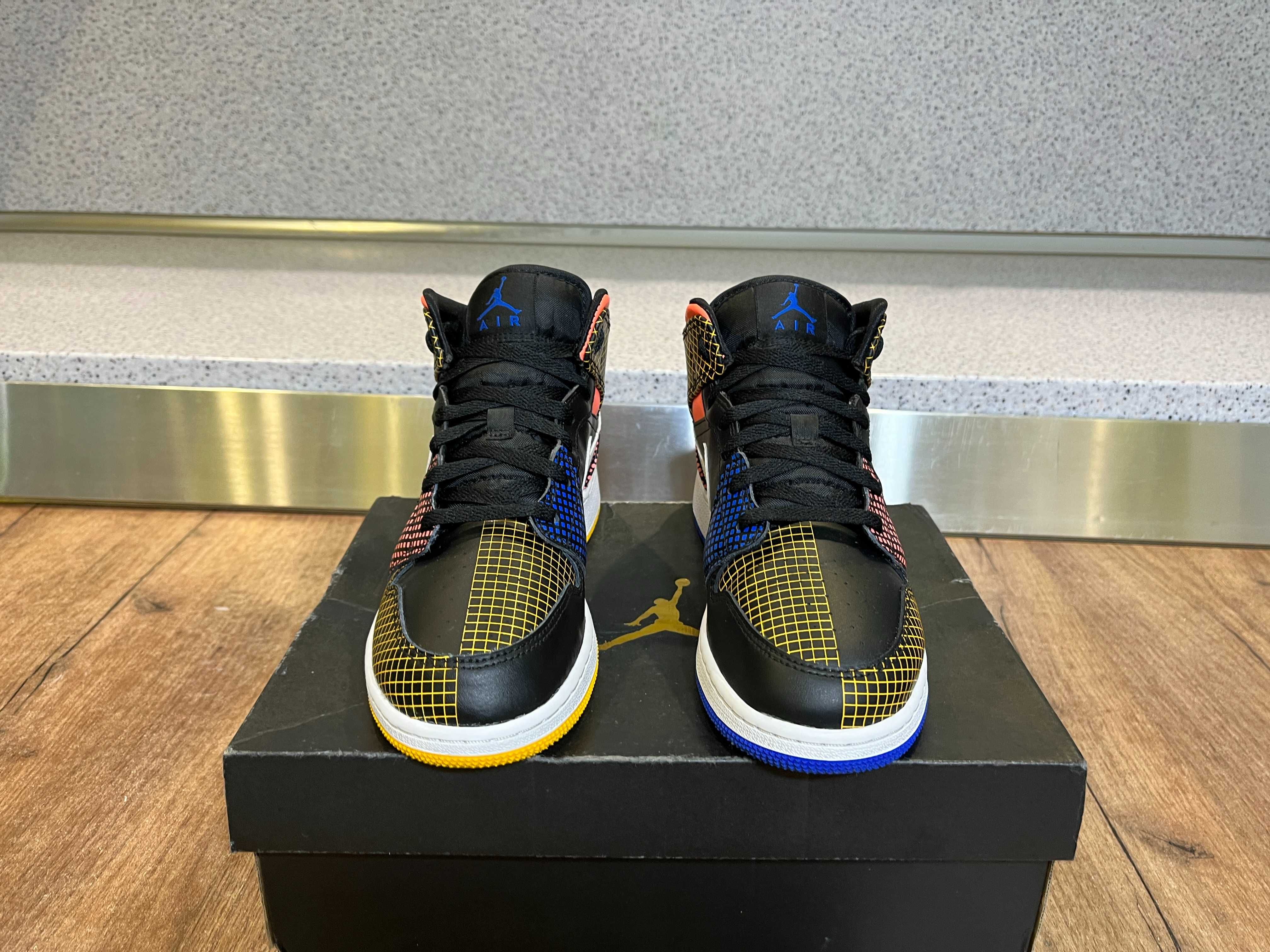 ОРИГИНАЛНИ *** Nike Air Jordan 1 Mid MMD 'MultiGrid