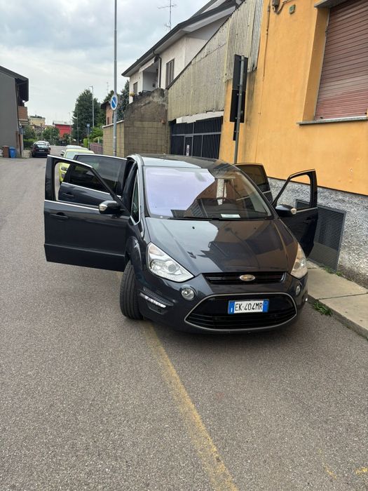 Vand Ford S Max 2012