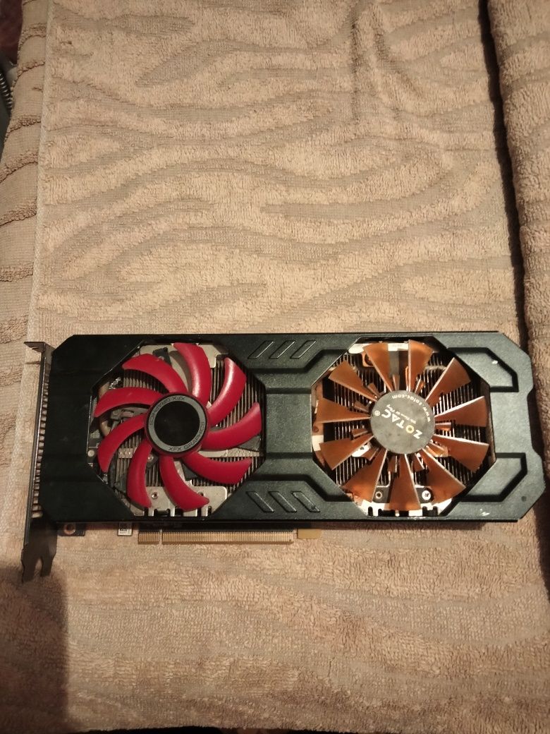 Продам видеокарту GTX 760 GDDR5 2GB