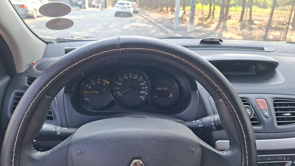 Renault Fluence 1.5 dci 110 CP