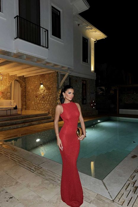 Разкошна рокля за празниците