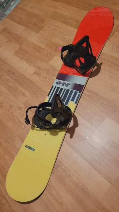 Placa snowboard Burton 152 cu legături Burton