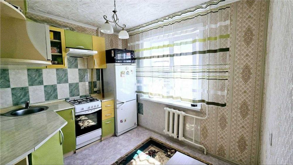 **Продам 2х квартиру улуч/план на 70 квартале МЕБЕЛЬ/ТЕХНИКА