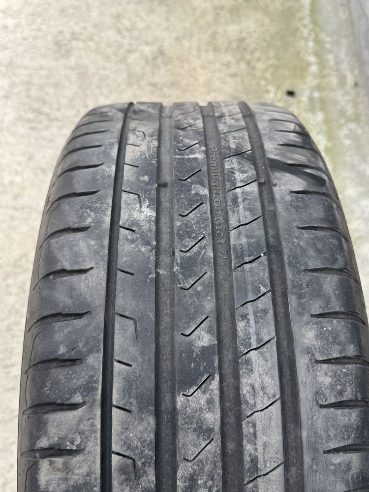 Продавам  гуми 225/50/17  Continental