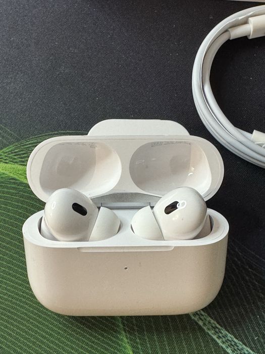 эйпордсы2 про айрпордс про2.наушники, кулаккап, аппел наушники ,эирпод