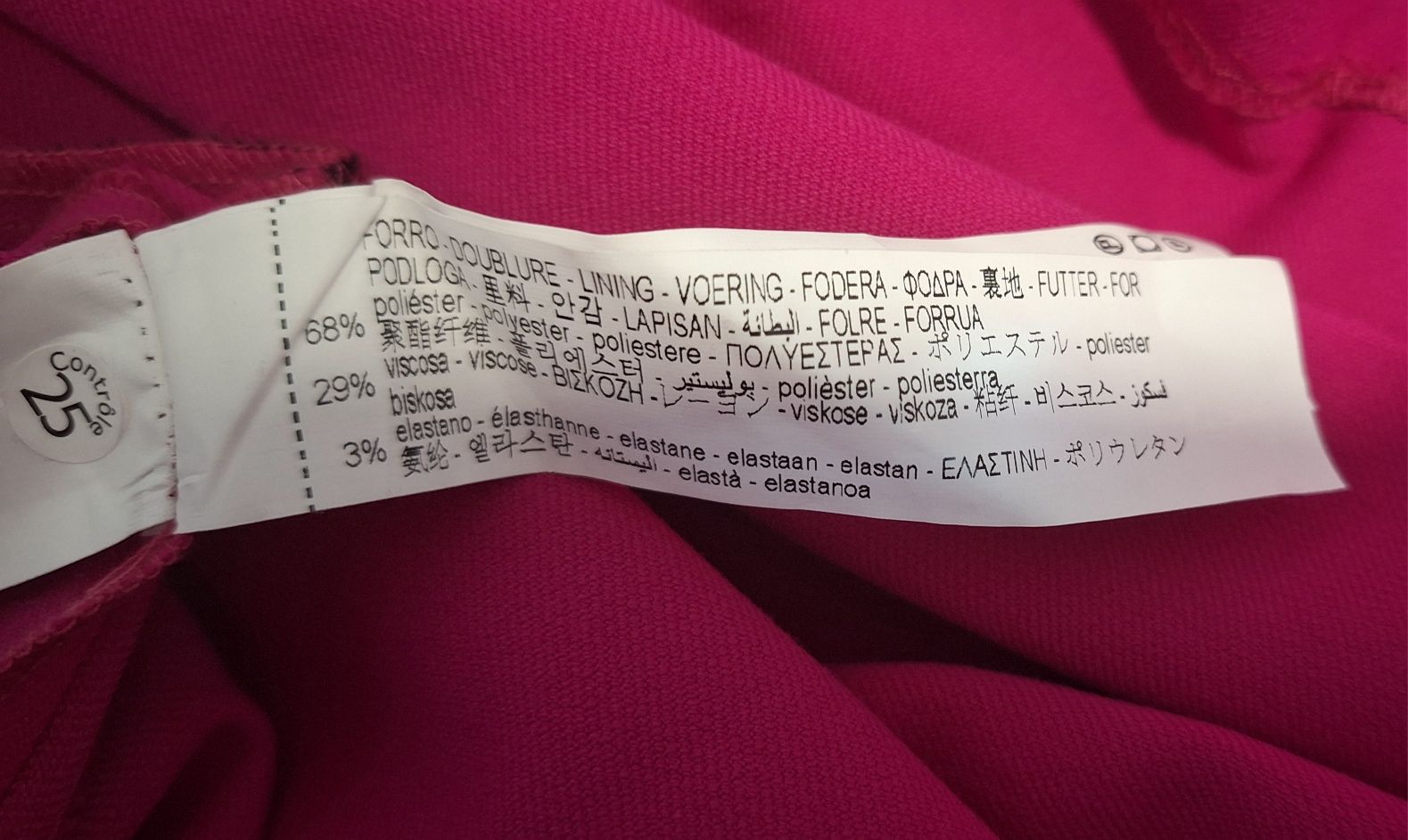 Rochie Zara fuchsia cu croială dreaptă şi

buzunare - marime S