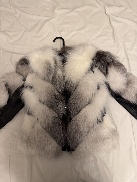 Haina din blana naturala vulpe S