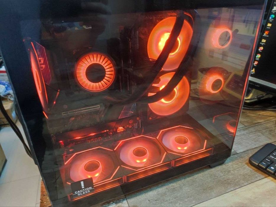 Гейминг PC - най-новият Z890 intel чипсет!