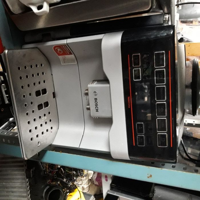 Саеко инканто де лукс.на части