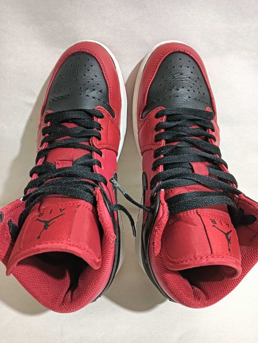 Jordan 1 Mid Reverse Bred - marimea 40