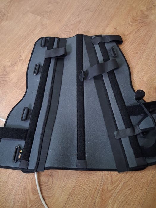 Продам тутор б/у