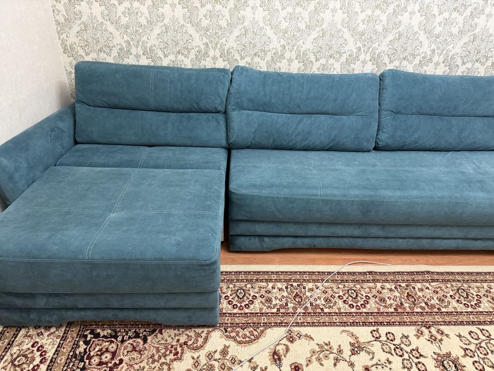 Продам диван в хорошем состояний