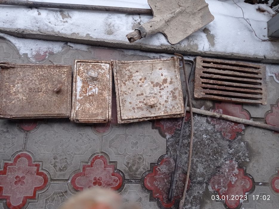 Дверца от печи, большая, маленкая, сетка от печи. Пештің есіктері