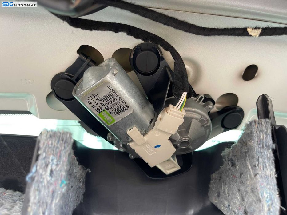 Motoras Brat Stergator Luneta Geam Sticla de pe Hayon Haion Portbagaj Peugeot 3008 2009 - 2016 Cod 9680477480 [C6110]