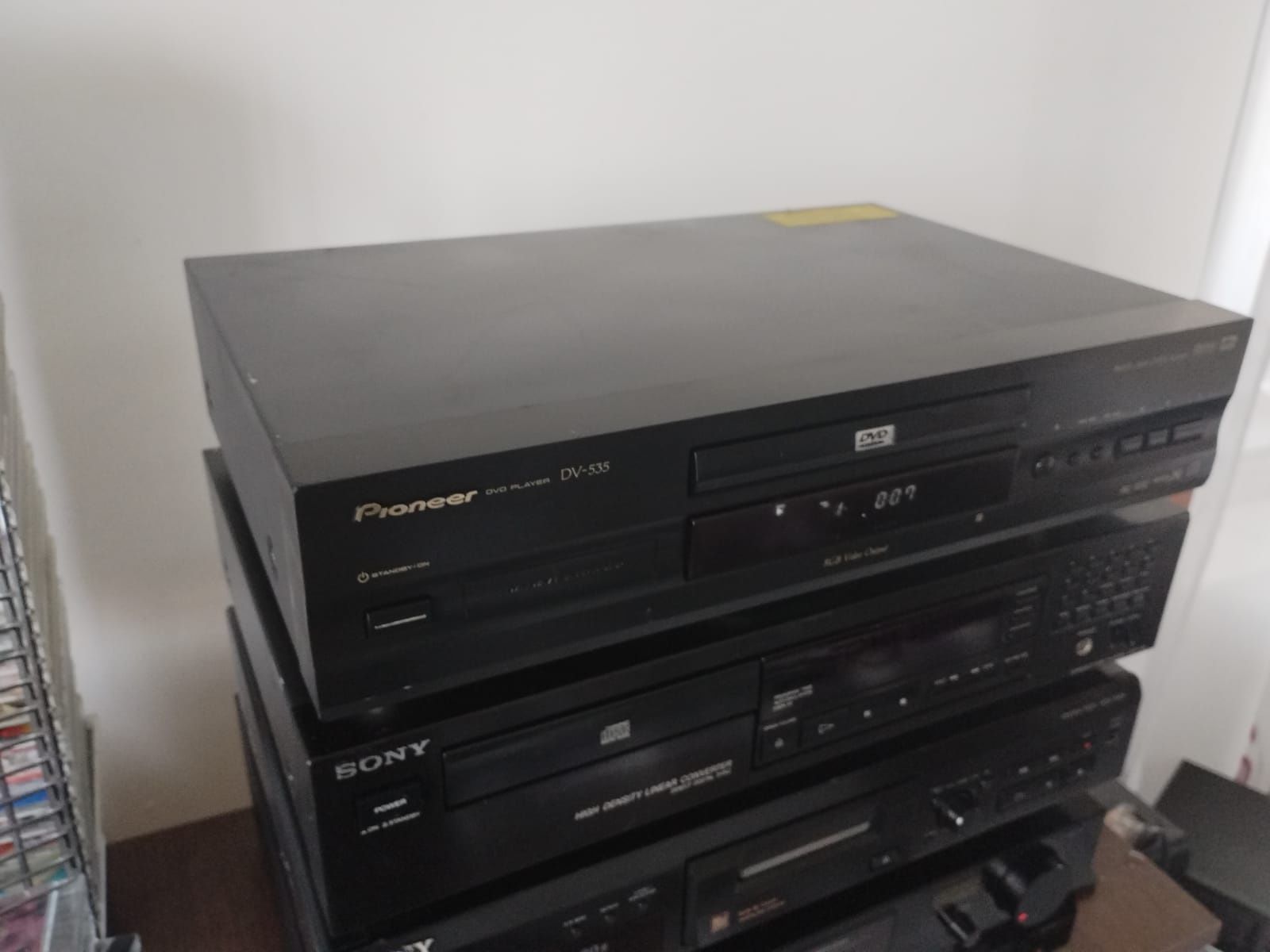 DVD player cu telecomanda Pioneer Sv S535