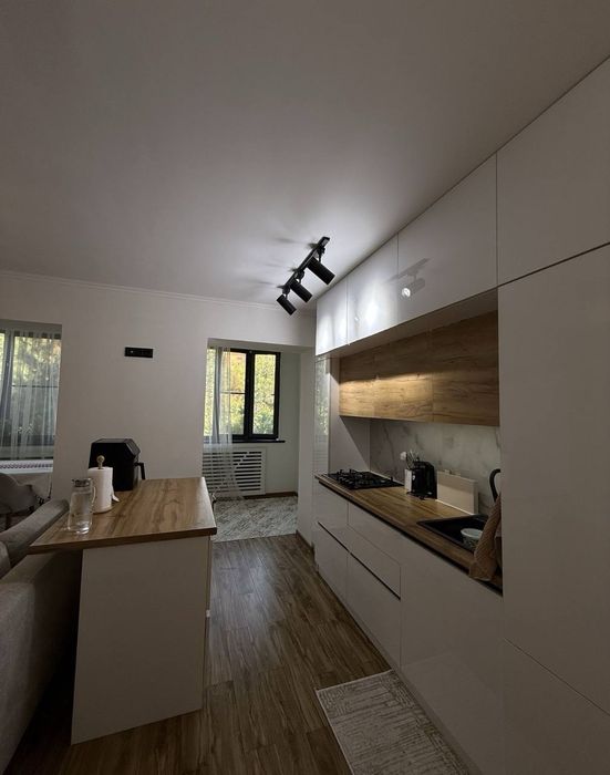 Срочно Продаётся Нукусская 2/4/4 с мебелью техникой ремонт евро !