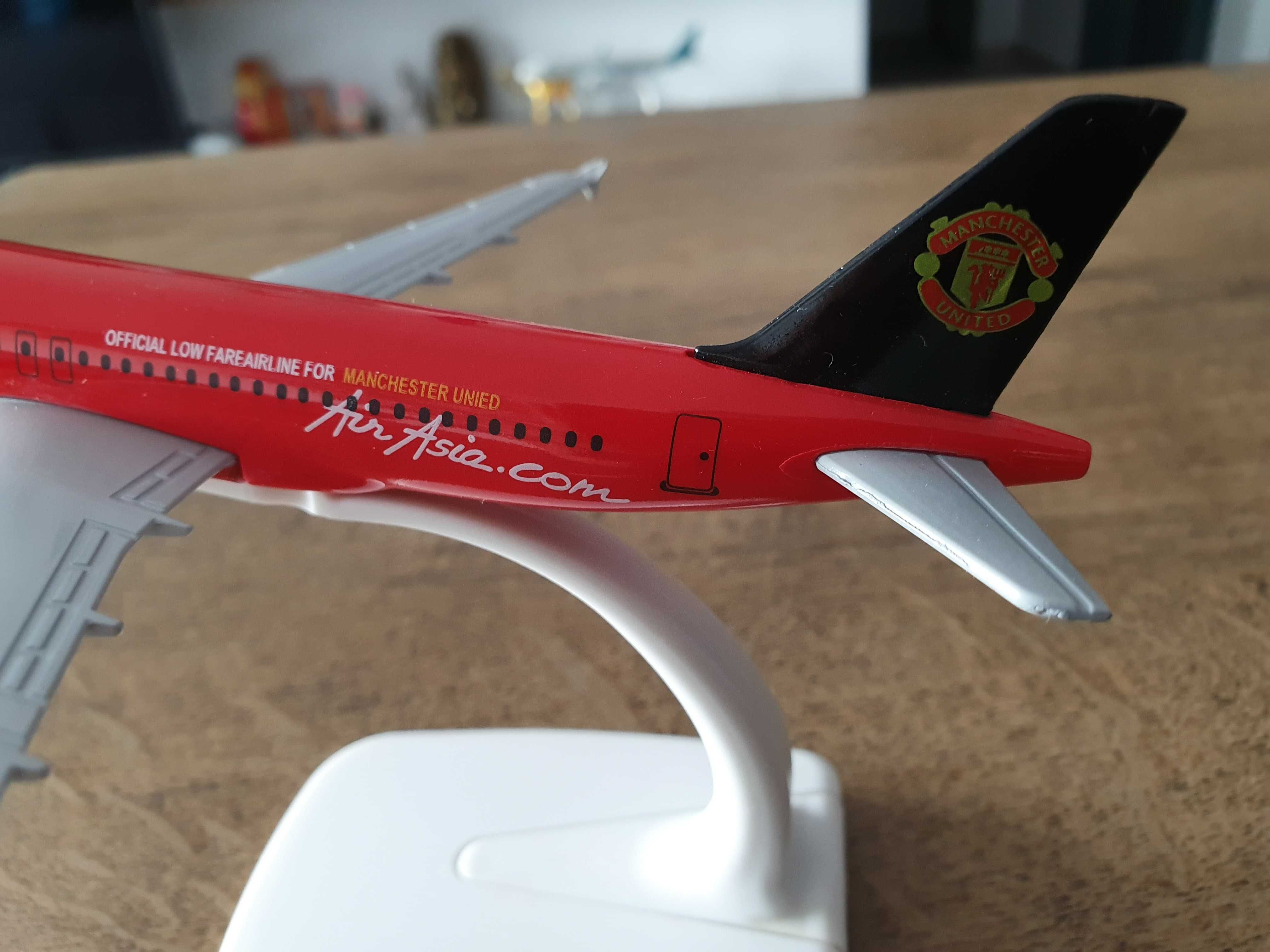 Macheta metalica de avion Air Asia Manchester United | Decoratie