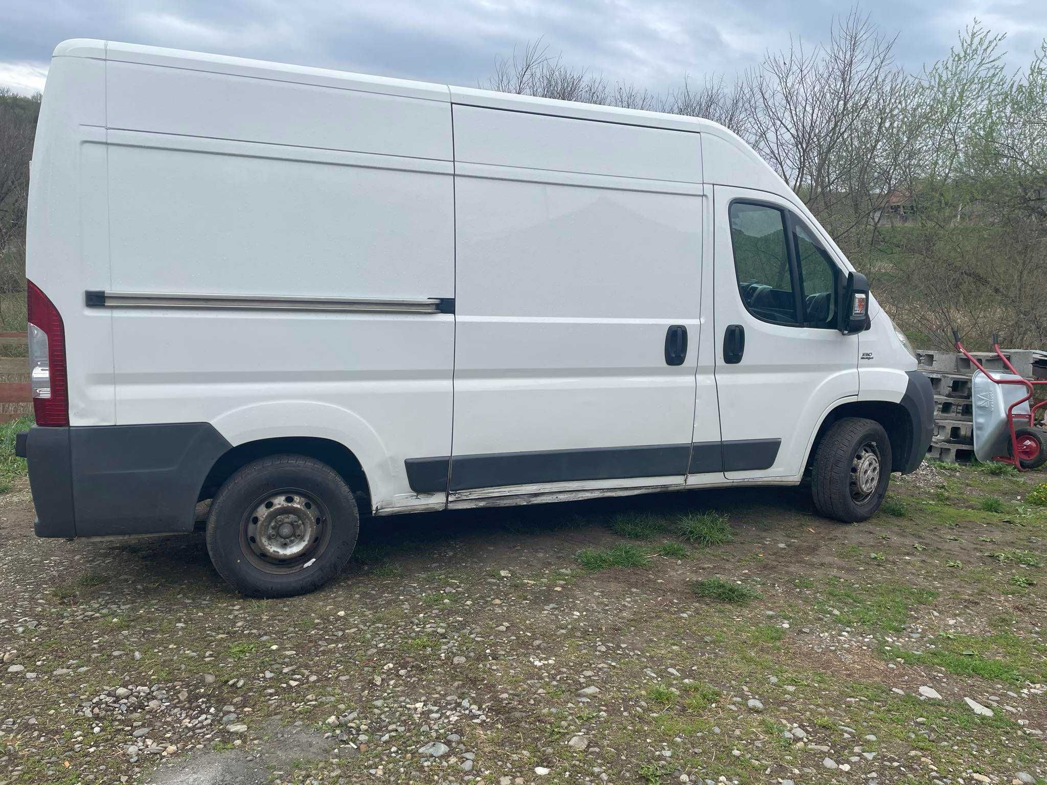 Vând fiat ducato 2.3 multijet