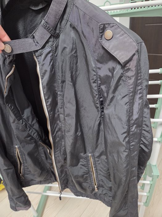 Greaca bărbați Hugo Boss mărimea M-L