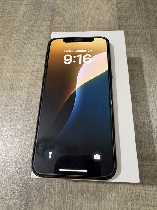 iPhone 11 Pro 64GB Gold – Отлично състояние, без драскотини