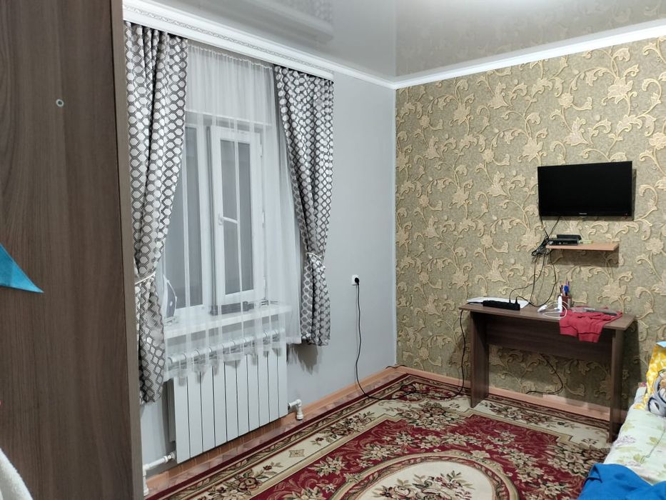 Продам два дома во дворе