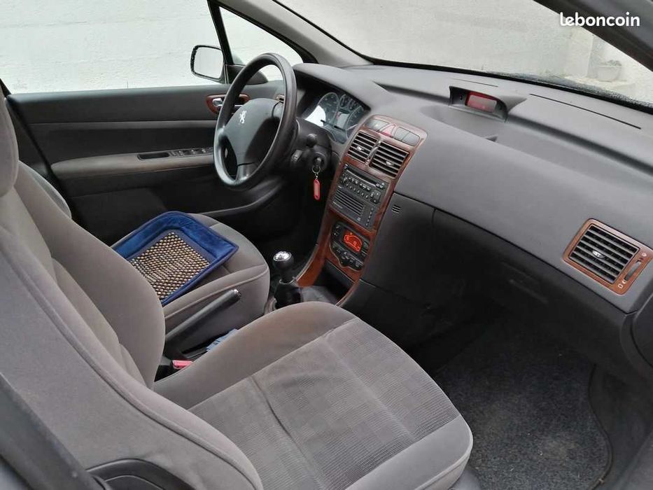 Пежо 307 / Peugeot 307 1.6 HDI 2004g НА ЧАСТИ!