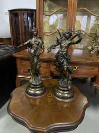 Vând pereche statuete din bronz