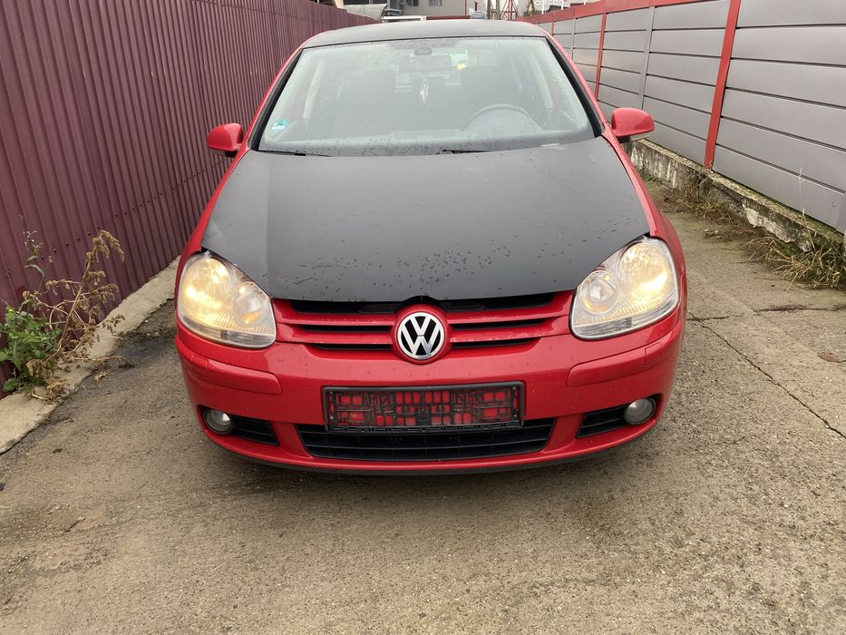 Dezmembram VW Golf 5