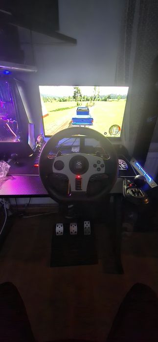 Vând sau schimb volan gaming miria mg7418