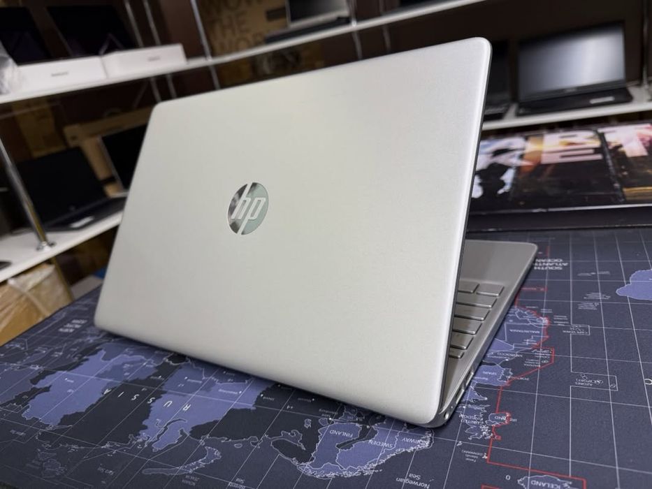 Ноутбук HP Laptop 15s Core i5-1135G7/8GB/SSD512GB