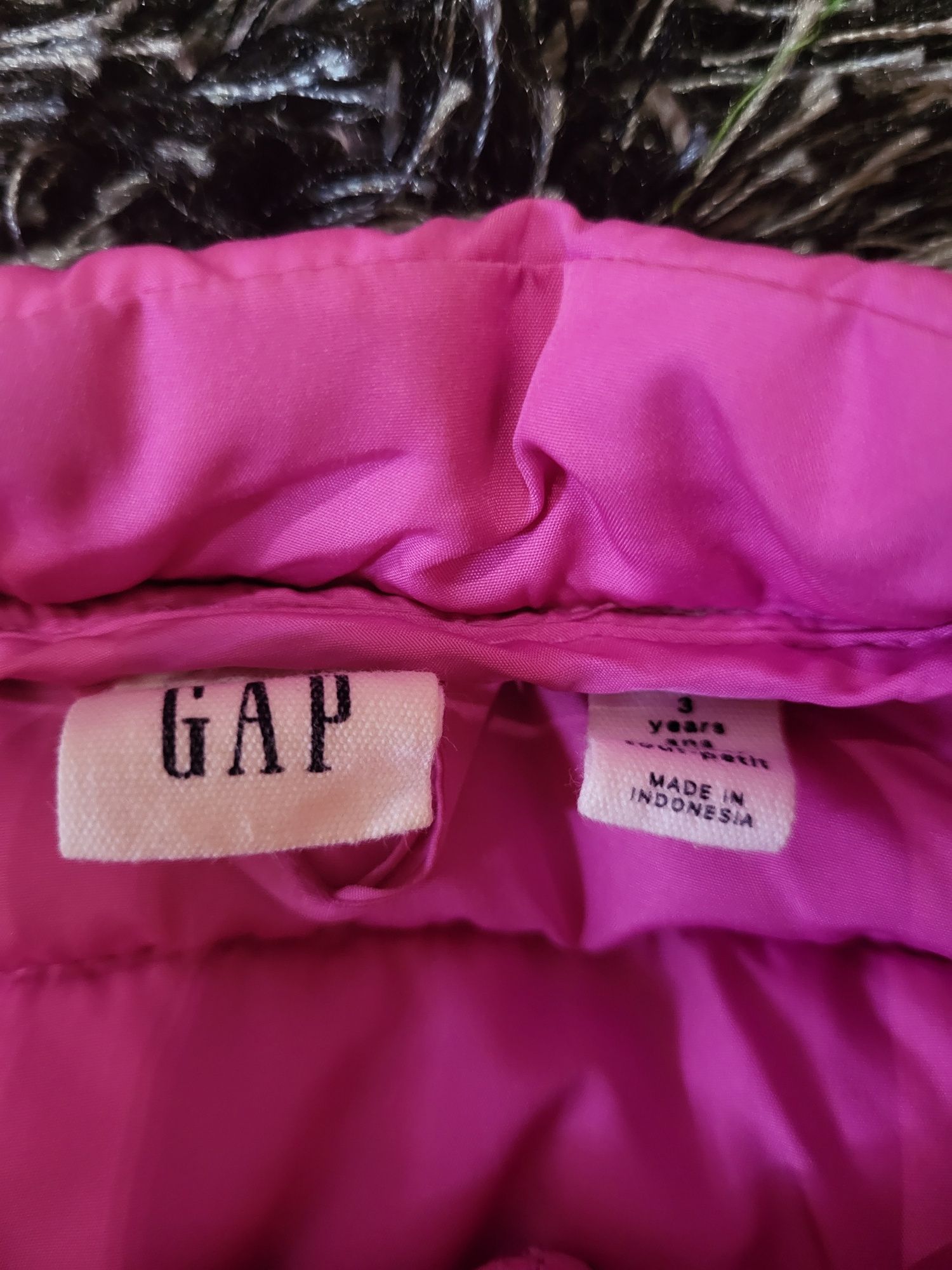 Geaca Gap varsta  3 ani