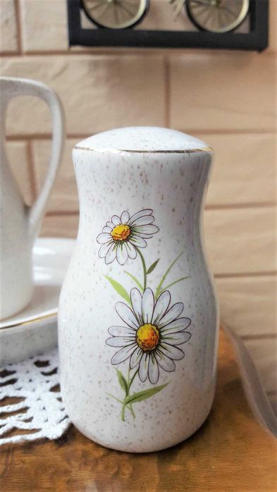 Прекрасен керамичен комплект солнички от Англия