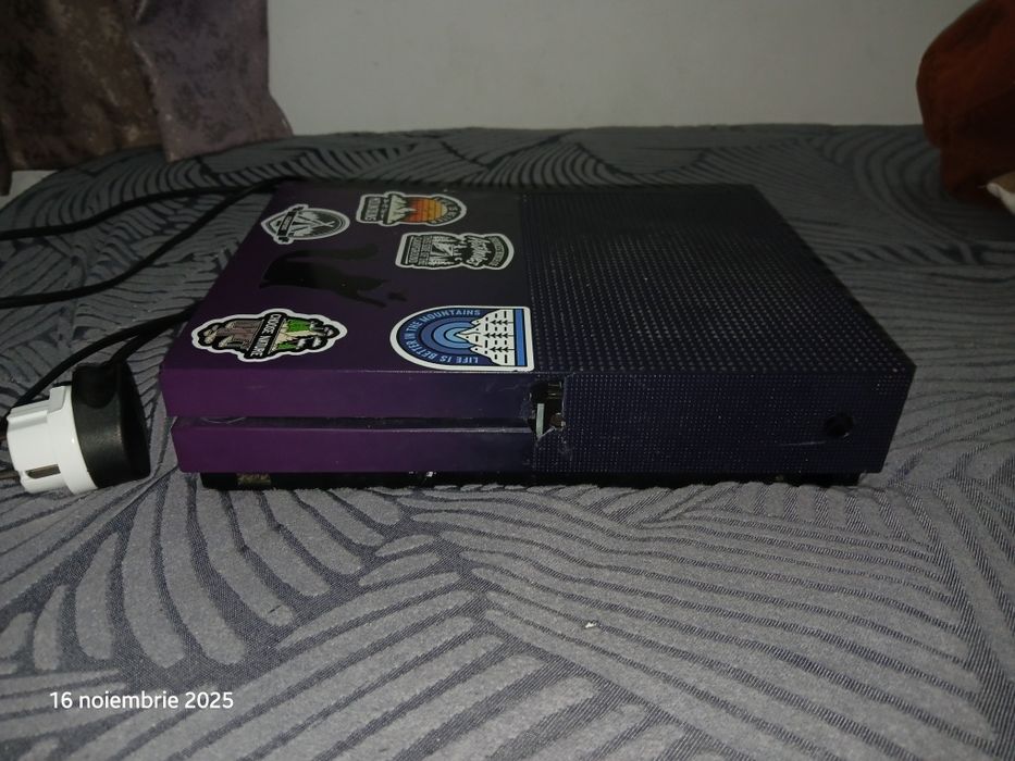 Xbox one s cu volan gaming