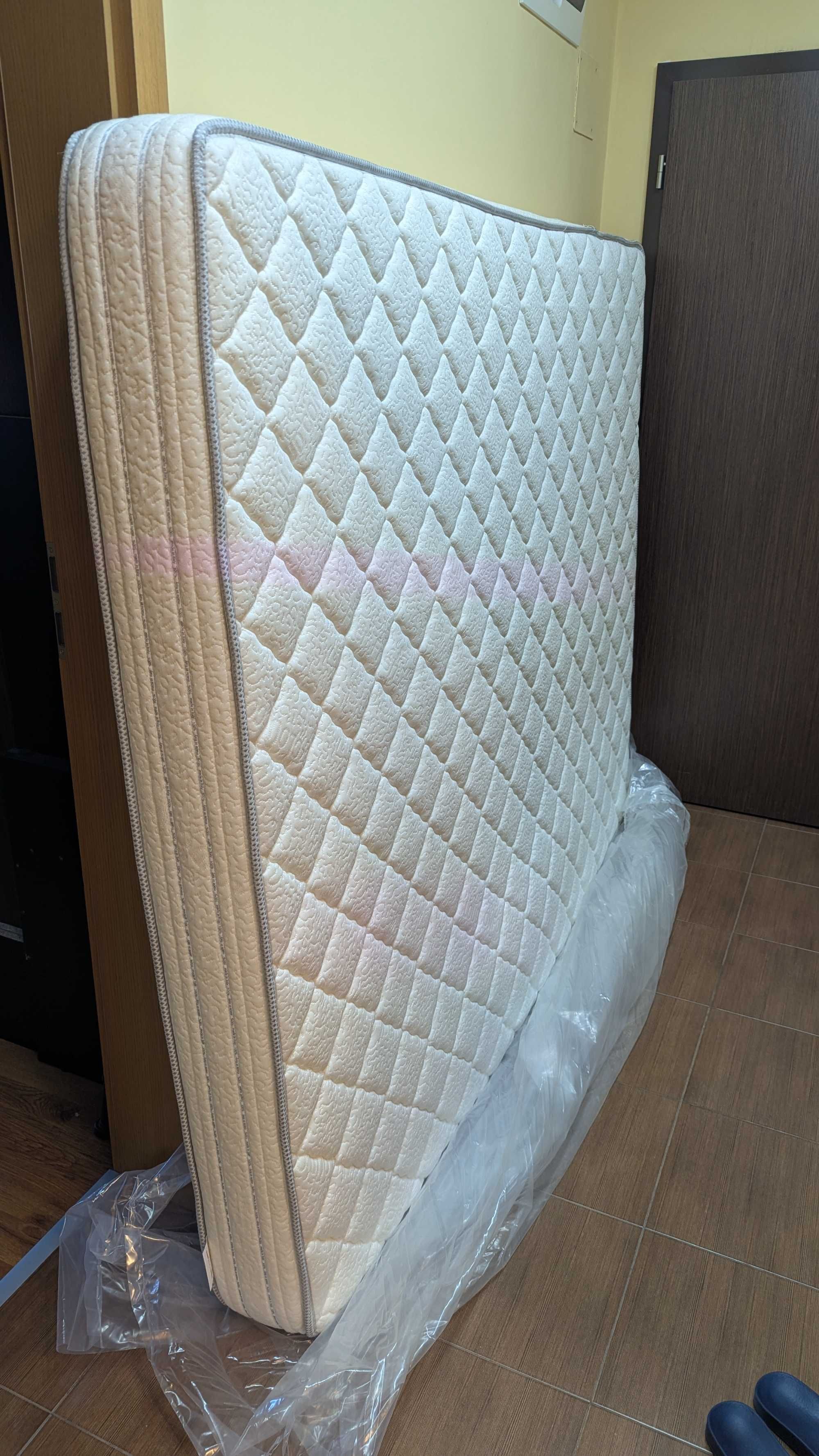 Матрак Metrrasso Ergonomico Plus by Magniflex 160x200x19 см