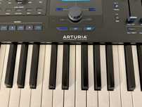 Arturia KeyLab 88 MkII Black edition + стойка (MIDI keyboard)
