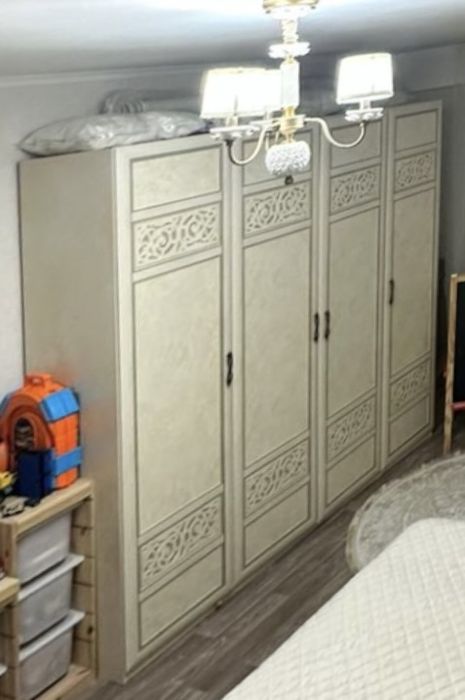 Продам спальный гарнитур