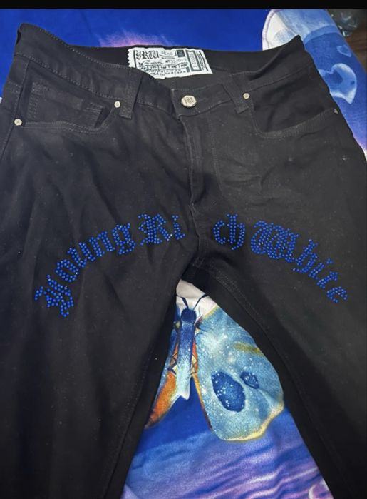 blugi young rich white