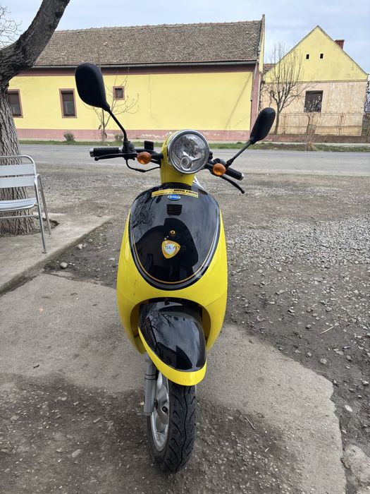Vand Scuter Electric