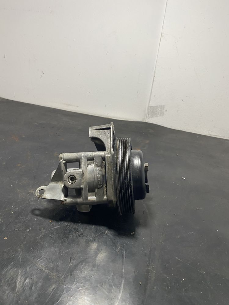 Pompa servo servodirectie BMW Seria 3 E36 325i 320i 323i 328i 2.8 benz